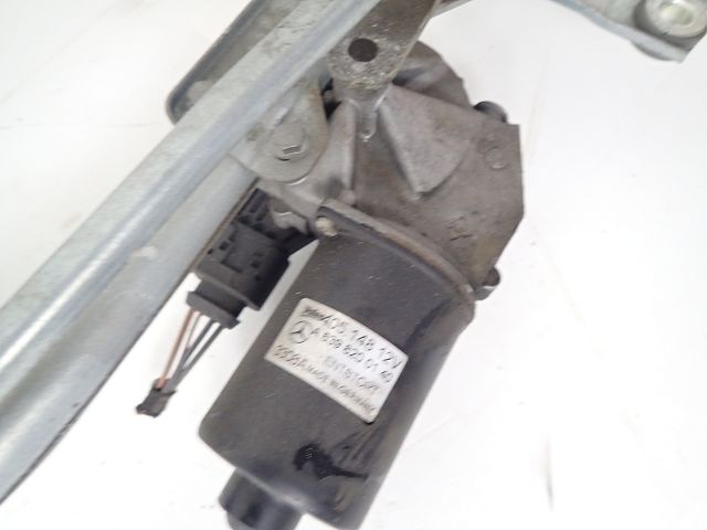 Mécanisme + moteur d'essuie glace avant