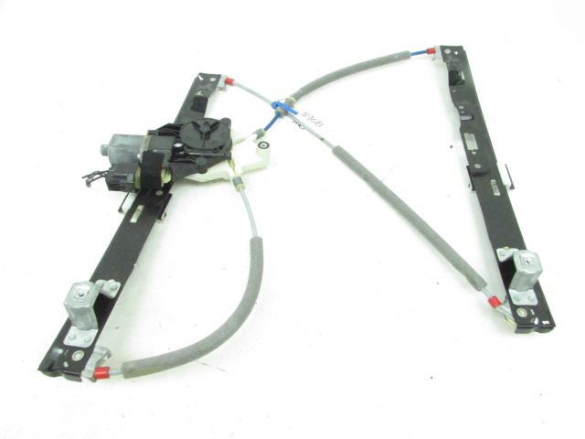 Lève-vitre électrique avant droit