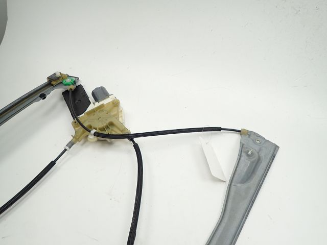 Lève-vitre électrique avant gauche