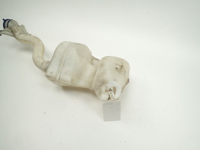 Réservoir de lave glace avant