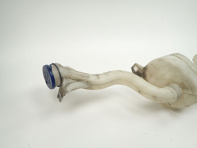 Réservoir de lave glace avant