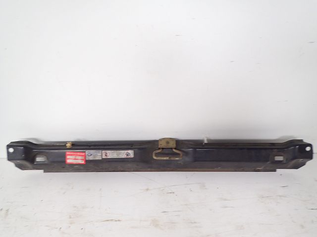 Traverse supérieure armature avant