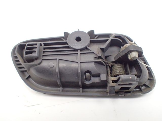 Poignée intérieure porte avant gauche