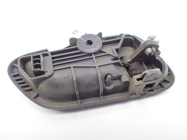 Poignée intérieure porte arrière gauche