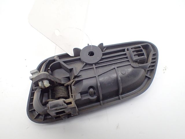 Poignée intérieure porte avant droite