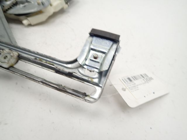 Lève-vitre électrique avant droit