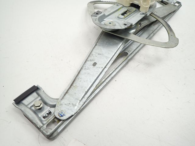 Lève-vitre électrique avant gauche