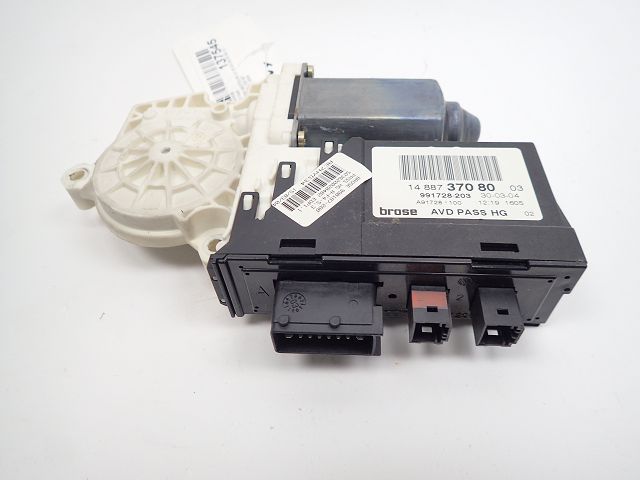 Lève-vitre électrique avant droit