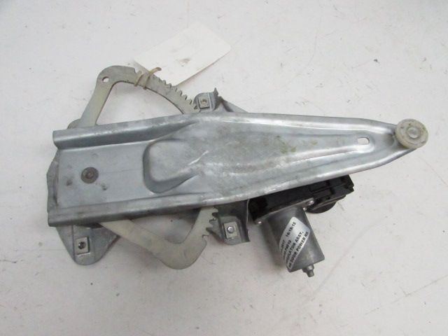 Lève-vitre électrique arrière droit