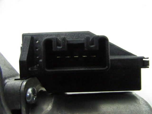 Moteur d'essuie glace arrière