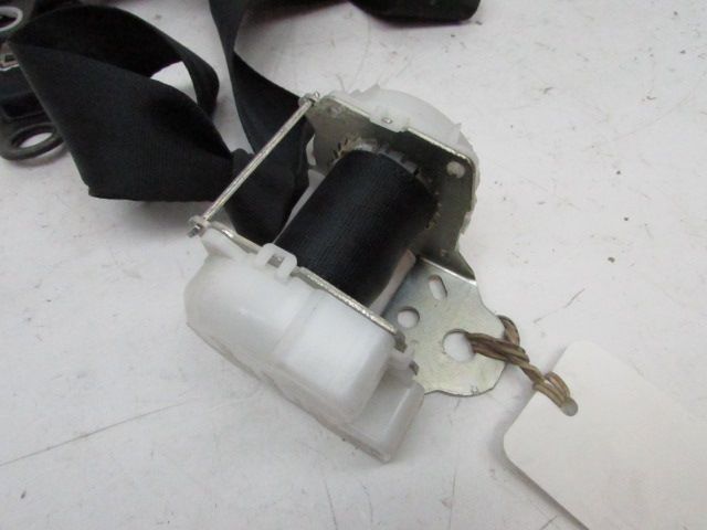 Ceinture arrière droite