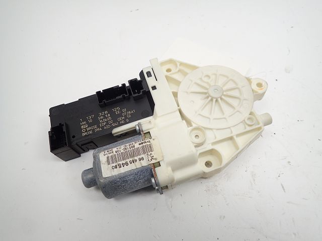 Lève-vitre électrique avant gauche