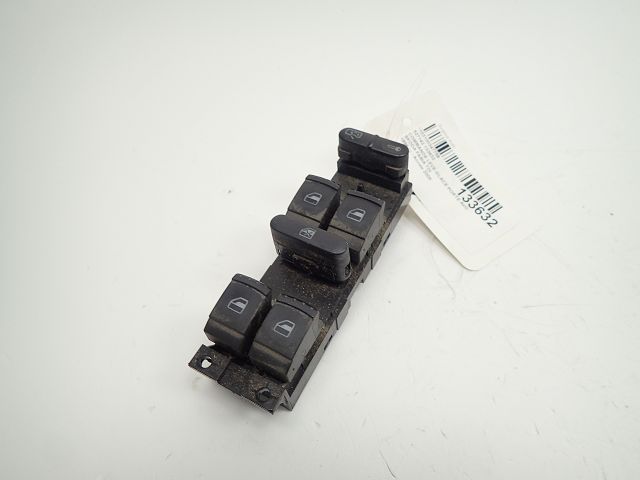 Commande lève-vitre avant gauche