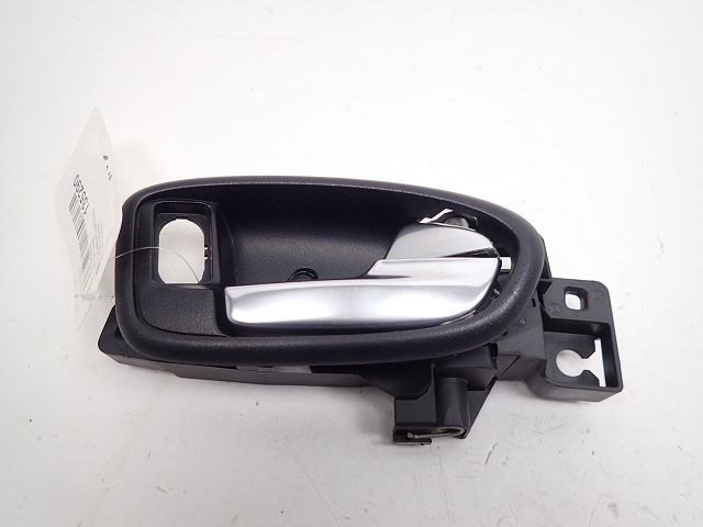 Poignée intérieure porte avant droite