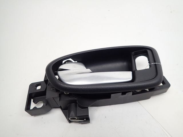 Poignée intérieure porte arrière gauche