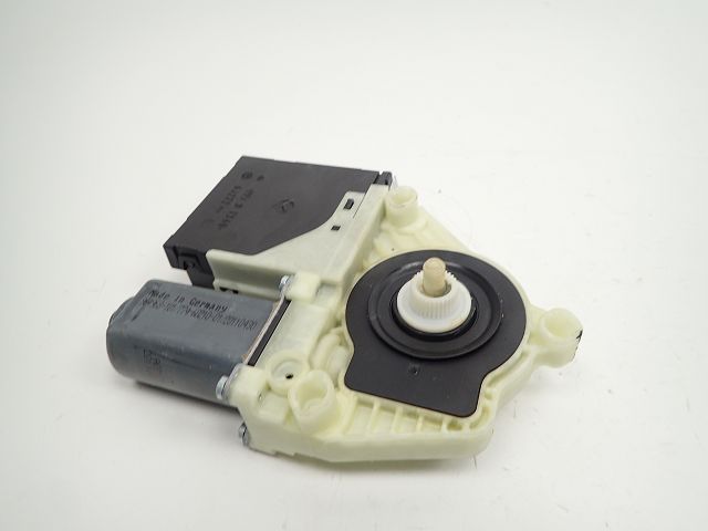 Lève-vitre électrique avant gauche