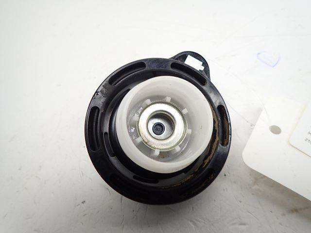 Bouchon de réservoir à carburant