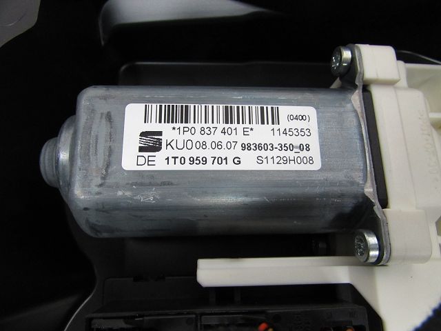 Lève-vitre électrique avant gauche