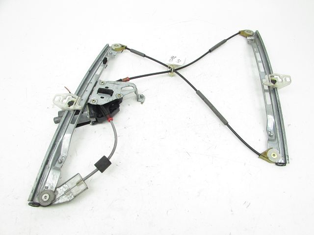 Lève-vitre électrique avant gauche