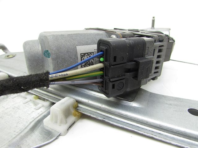 Lève-vitre électrique arrière droit