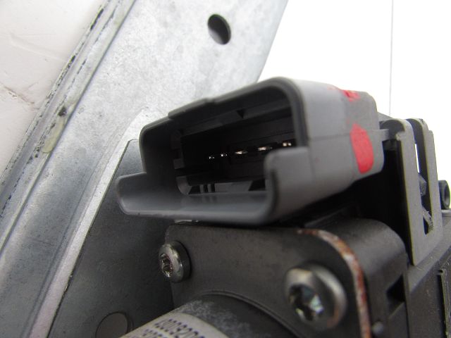 Lève-vitre électrique arrière gauche