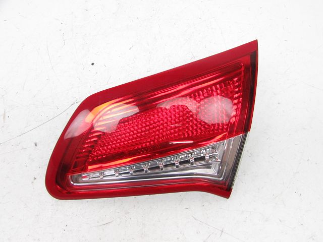 Feu arrière intérieur droit