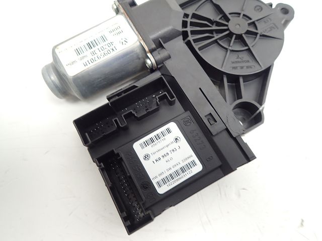 Lève-vitre électrique avant gauche