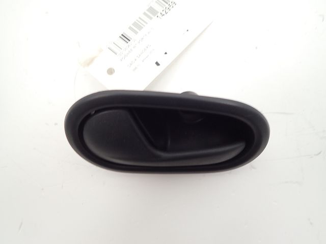 Poignée intérieure porte avant gauche