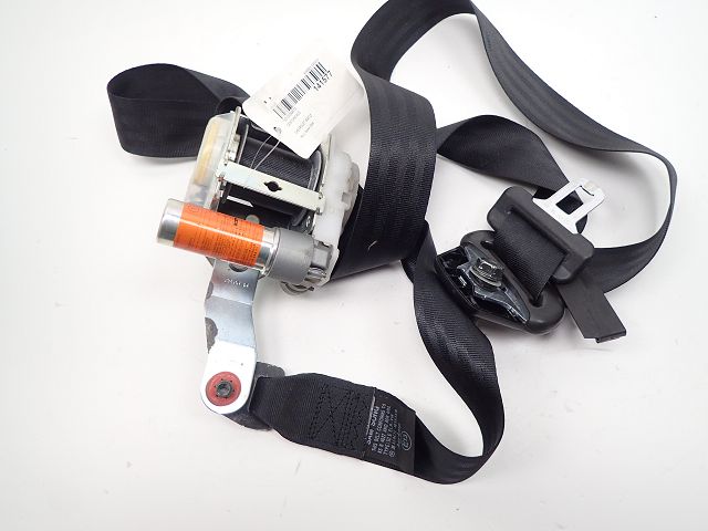 Ceinture avant droite
