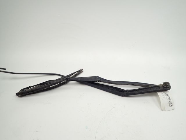 Bras d'essuie-glace avant