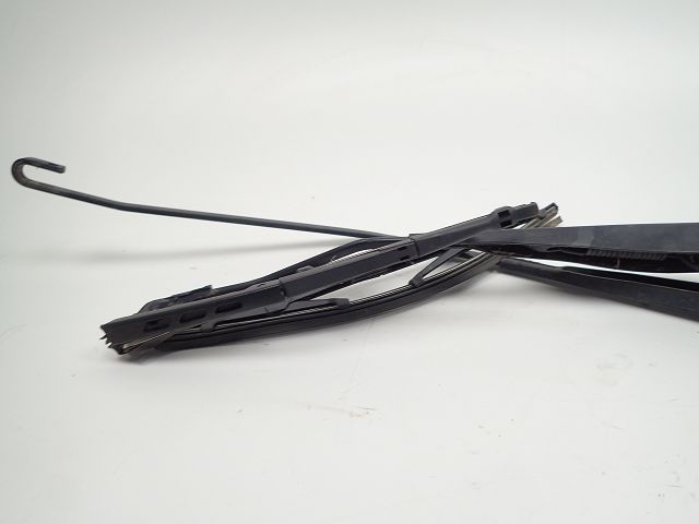 Bras d'essuie-glace avant