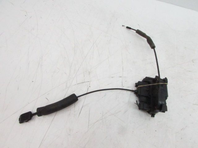 Serrure de porte arrière gauche