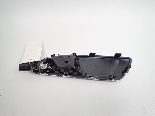 Poignée intérieure porte avant droite