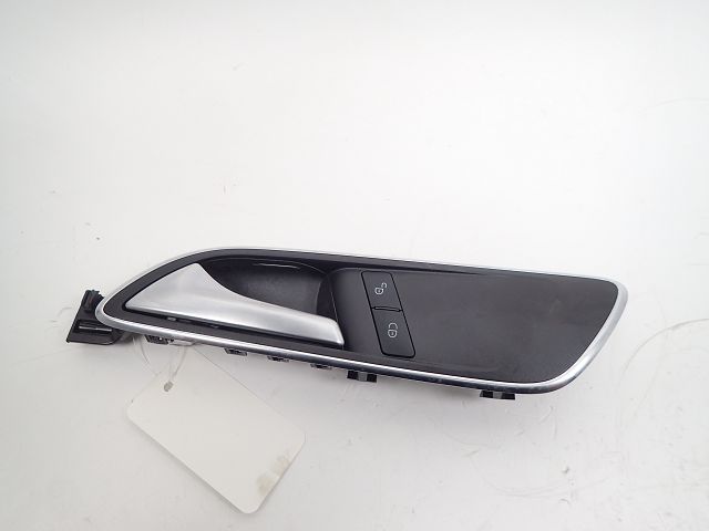 Poignée intérieure porte avant gauche