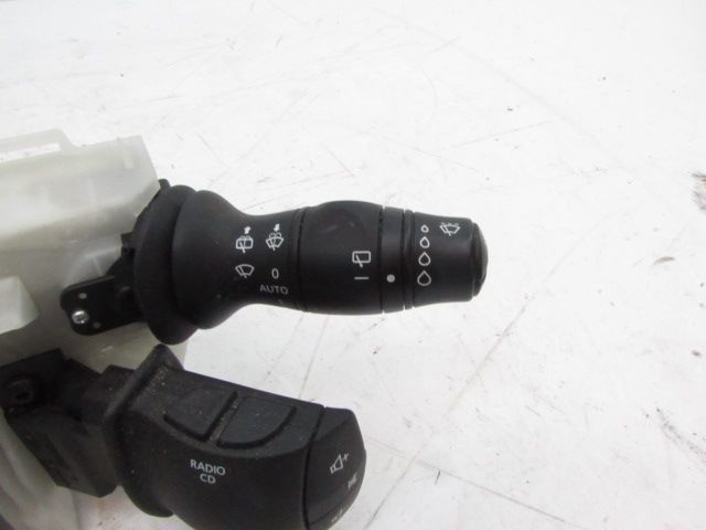 Commande sous-volant