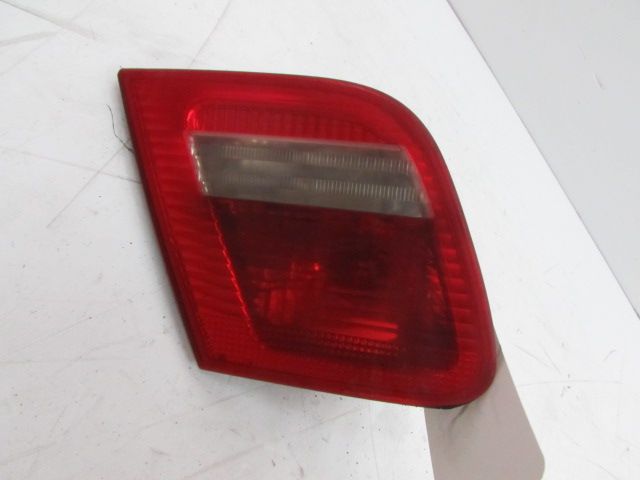 Feu arriere interieur gauche