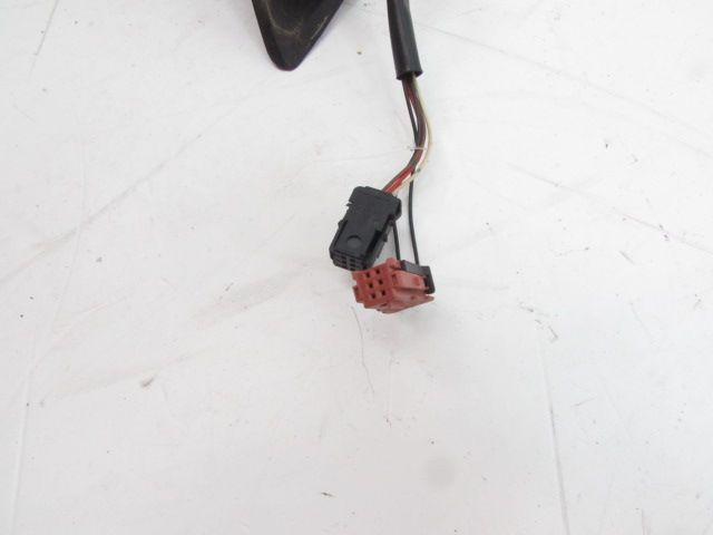 Rétroviseur électrique gauche