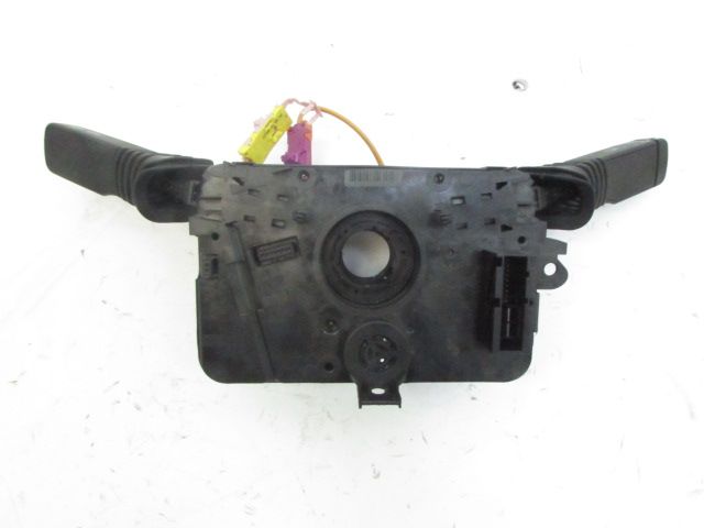 Commande sous-volant