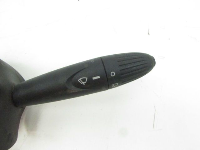 Commande sous-volant