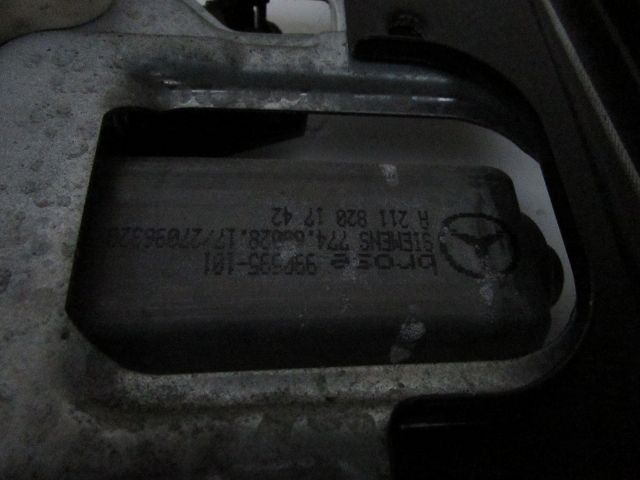 Lève-vitre électrique avant droit