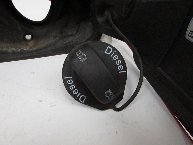 Trappe à carburant