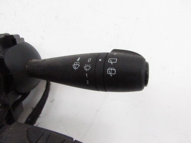 Commande sous-volant