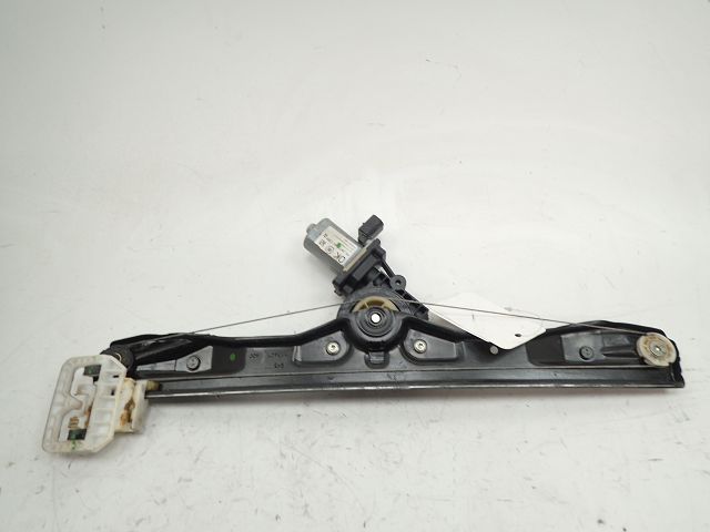 Lève-vitre électrique avant droit