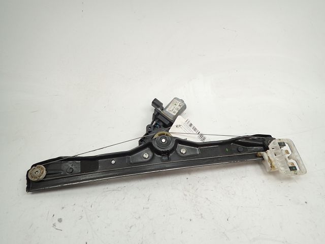 Lève-vitre électrique avant gauche