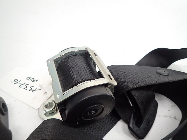 Ceinture avant droite
