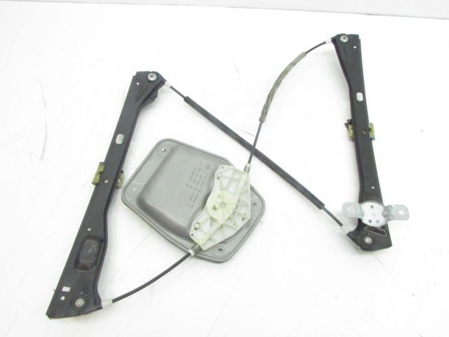 Lève-vitre électrique avant droit