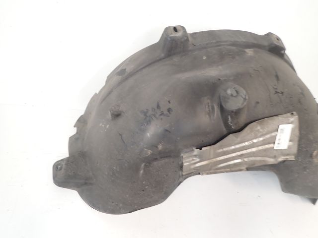 Pare-boue avant droit