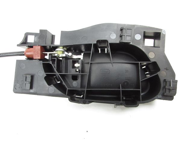 Serrure de porte arrière gauche