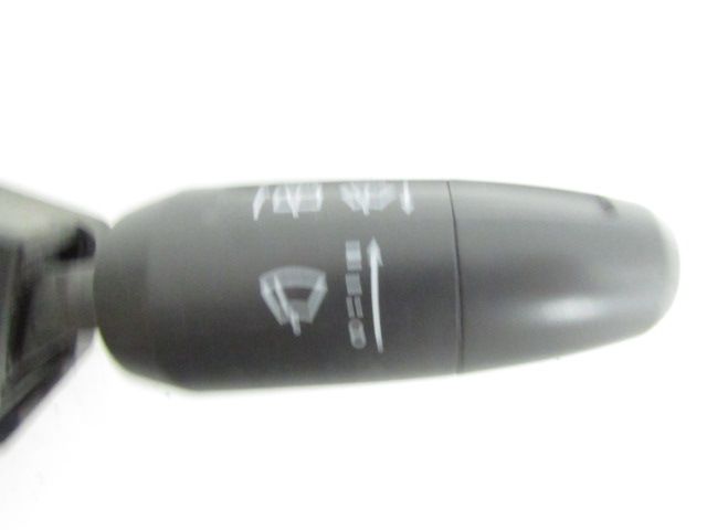 Commande sous-volant