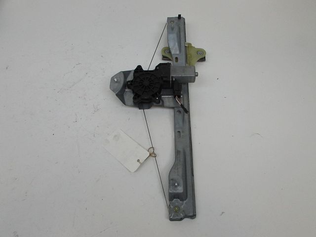 Lève-vitre électrique avant droit